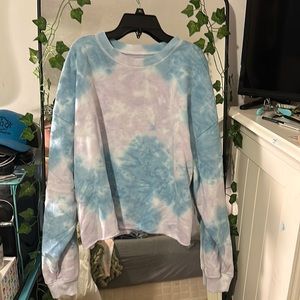 Cropped Crew-Neck Sweatshirt